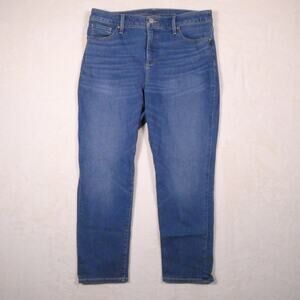 Chico's So Slimming Girlfriend Slim Leg Cropped Jeans Size 2 or 12 Medium Wash